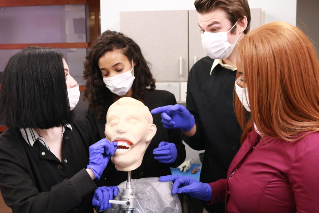 dental assistant training